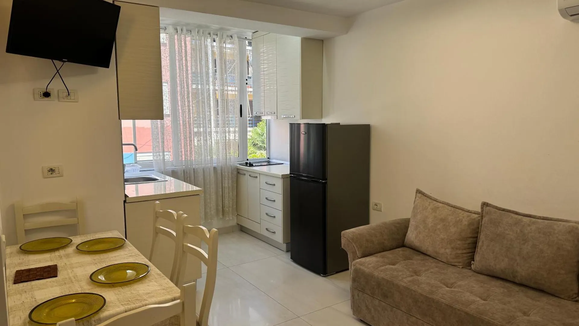 Orkidea Apartments 3 غوليم